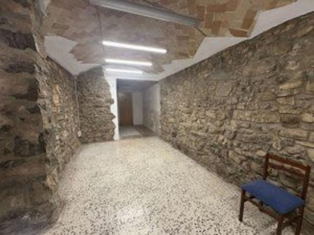 Local comercial en alquiler en Callús, de 175 m² 4 habitaciones por 800