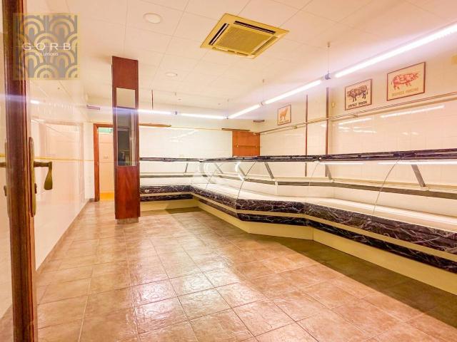 Local comercial en Alquiler en Camí de la Serra