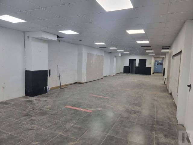 Local comercial en Alquiler en Can Clota