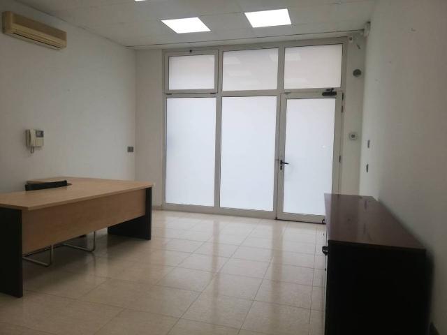 Local comercial en Alquiler en Can Gibert del Pla