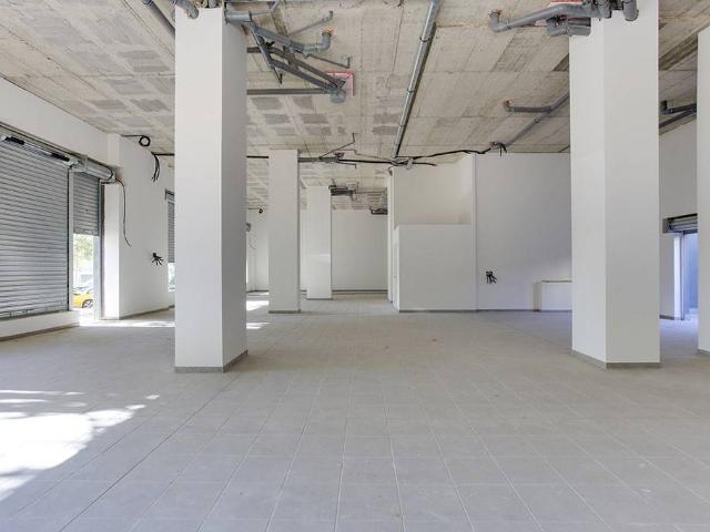 Local comercial en Alquiler en Can Llong