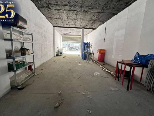 Local comercial en Alquiler en Can Llong