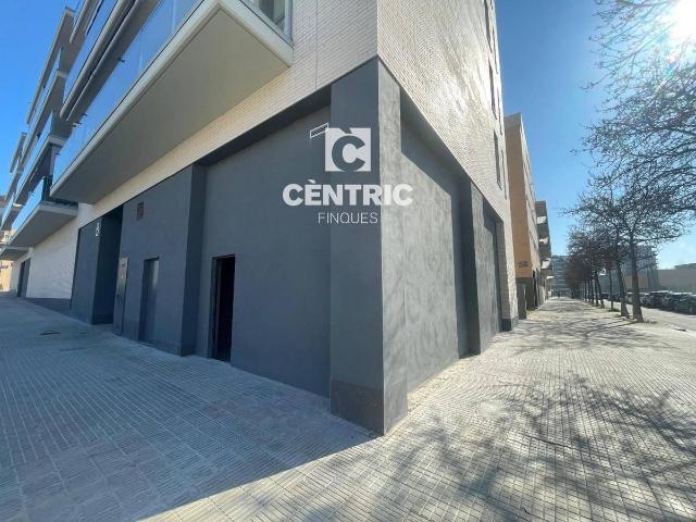 Local comercial en Alquiler en Can Roca