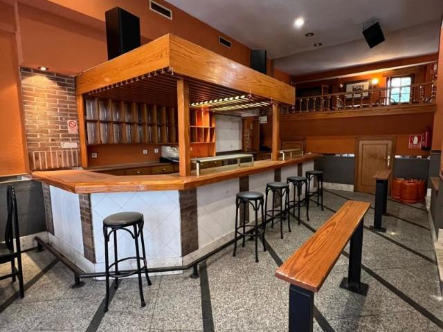 Local comercial en alquiler en Cangas del Narcea, Cangas del Narcea