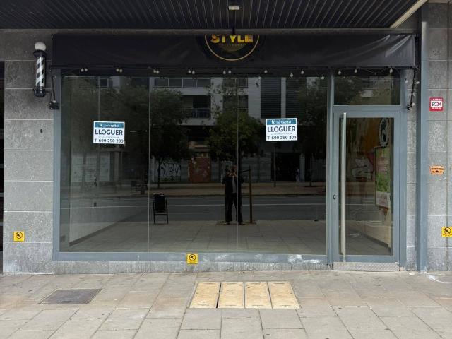 Local comercial en Alquiler en Cappont