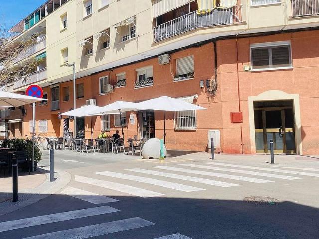 Local comercial en alquiler en carretera Del Prat, Viladecans, de 40 m² 3 habitaciones por 750