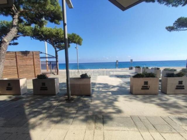 Local comercial en alquiler en Castell Platja d'Aro
