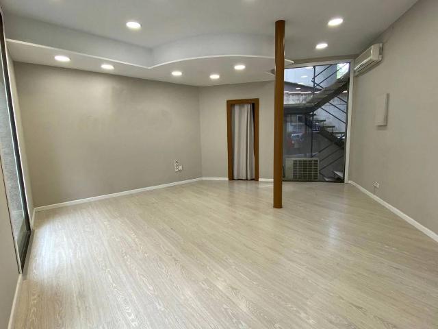 Local comercial en Alquiler en Centre Can Nadal