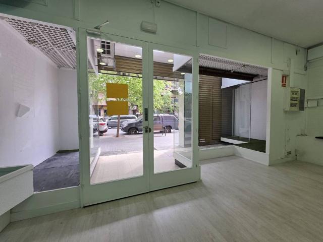 Local comercial en Alquiler en Centre Cordelles