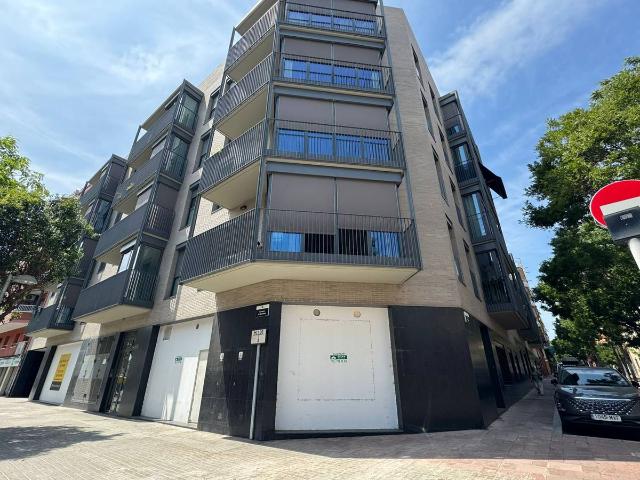 Local comercial en Alquiler en Centre Eixample – Can Llobet