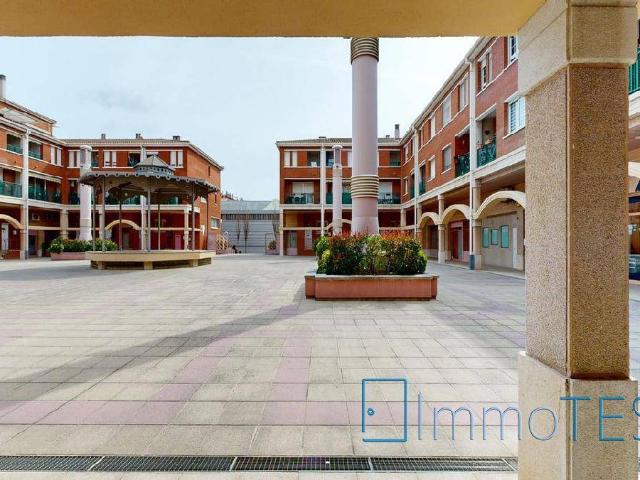 Local comercial en Alquiler en Centre Eixample – Can Llobet