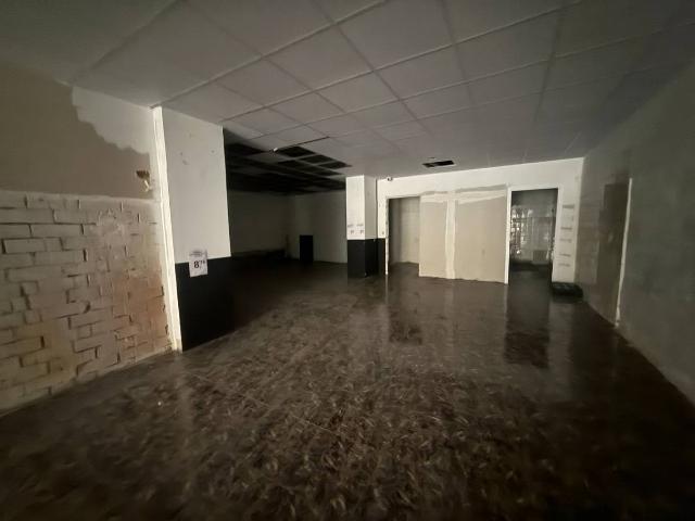 Local comercial en Alquiler en Centre Estació