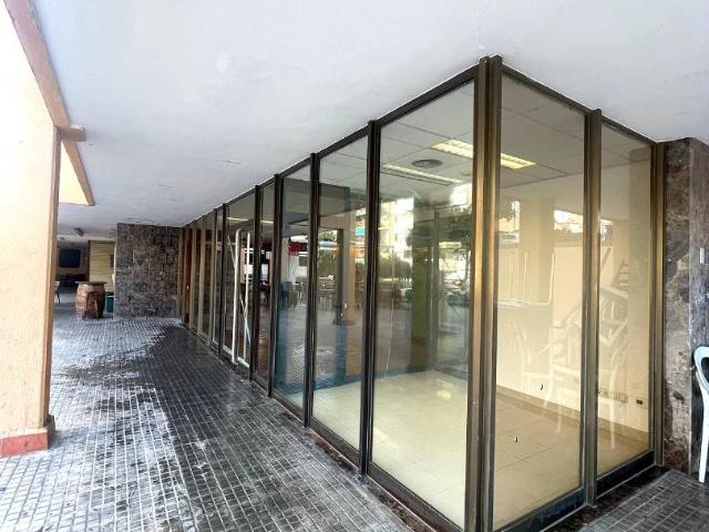 Local comercial en Alquiler en Centre Estació