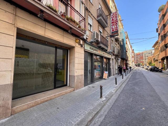 Local comercial en Alquiler en Centre Passeig i Rodalies