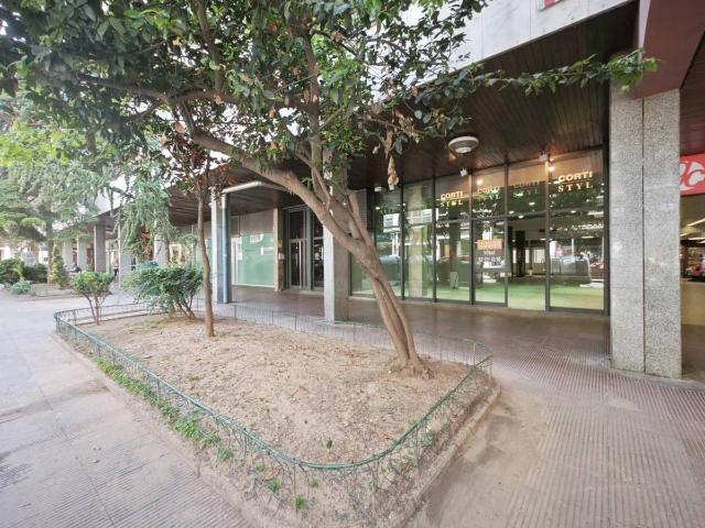Local comercial en Alquiler en Centre Passeig i Rodalies