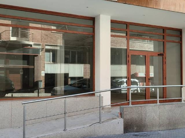 Local comercial en Alquiler en Centre Passeig i Rodalies
