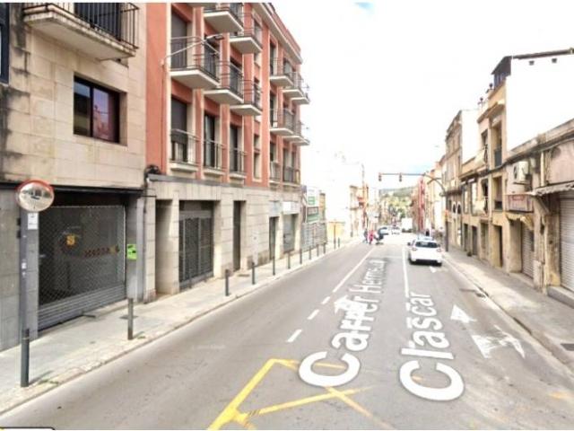 Local comercial en Alquiler en Centre Vila