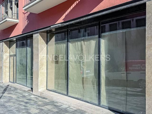 Local comercial en Alquiler en Centre Vila