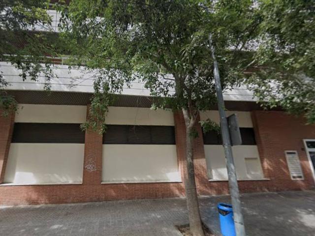 Local comercial en Alquiler en Centre Vila