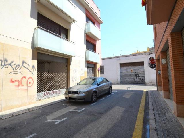 Local comercial en Alquiler en Centre Vila
