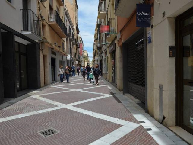 Local comercial en Alquiler en Centre Vila