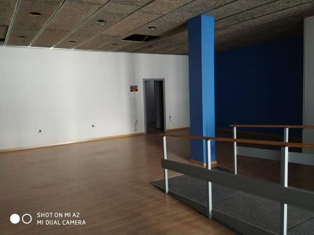 Local comercial en Alquiler en Centre Vila