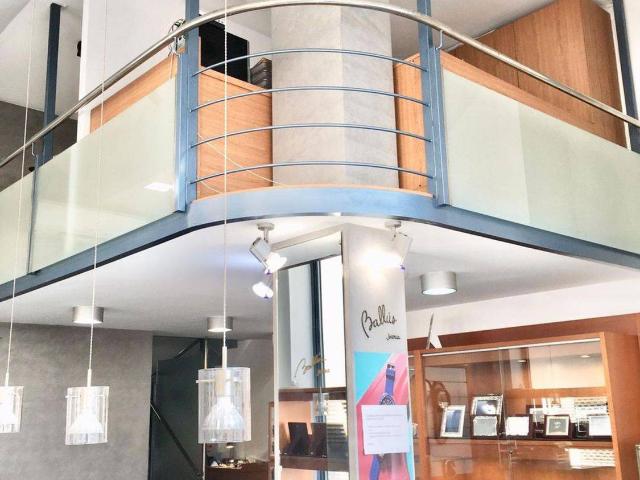 Local comercial en Alquiler en Centre