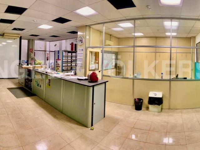 Local comercial en Alquiler en Centre