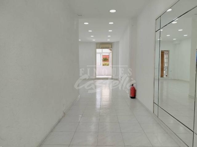 Local comercial en Alquiler en Centre