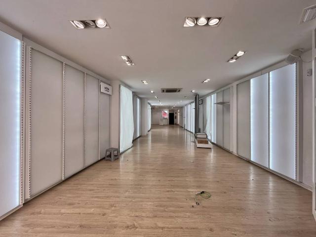 Local comercial en Alquiler en Centre