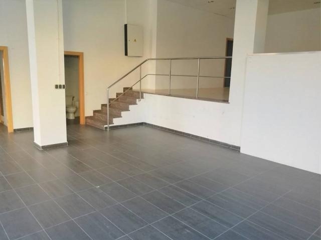 Local comercial en Alquiler en Centre