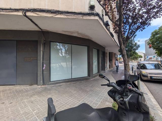 Local comercial en Alquiler en Centre