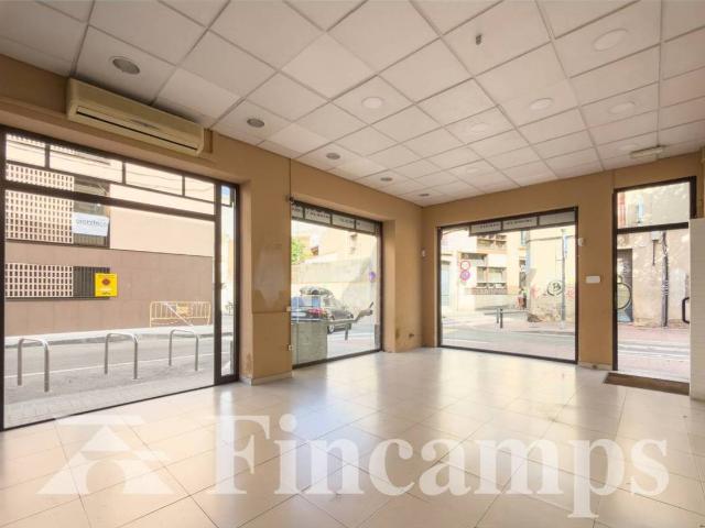 Local comercial en Alquiler en Centre