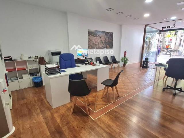 Local comercial en Alquiler en Centre