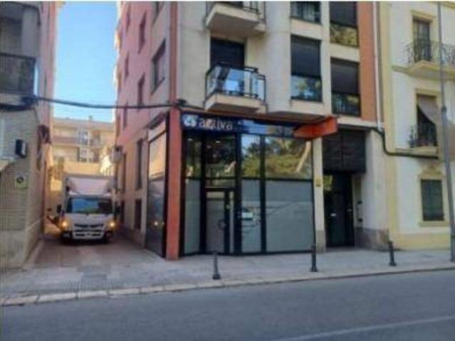Local comercial en Alquiler en Centre