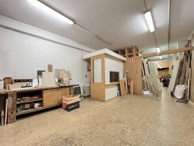 Local comercial en Alquiler en Centre