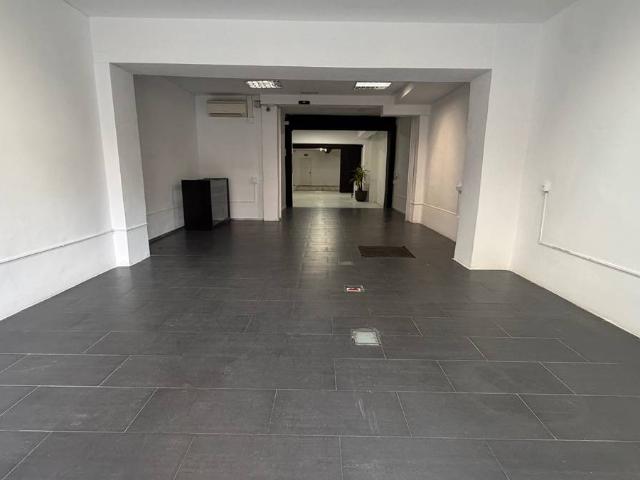 Local comercial en Alquiler en Centre