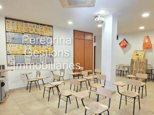 Local comercial en Alquiler en Centre