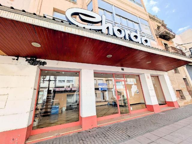 Local comercial en alquiler en Amposta, de 90 m² por 800