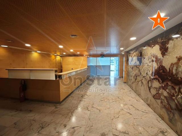 Local comercial en alquiler en calle Del Fener, Andorra la Vella, de 2.252 m² por 60.000
