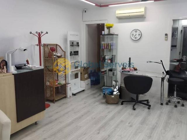 Local comercial en Alquiler en Abrera