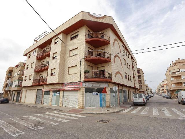 Local comercial en Alquiler en Alcanar