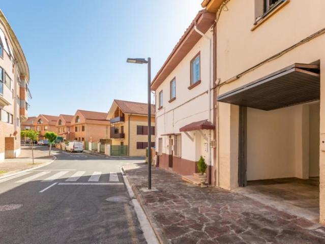 Local comercial en alquiler en Aranguren, Aranguren
