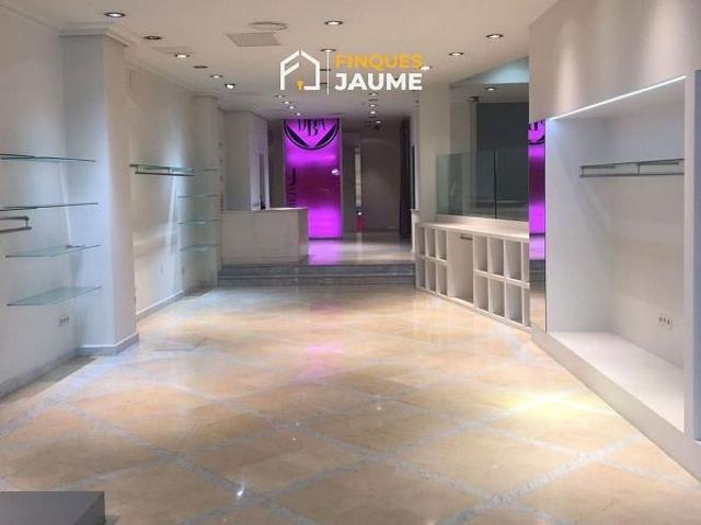 Local comercial en alquiler en avenida Alcalde Rovira Roure, Lleida, de 210 m² 1 habitación por 2.500