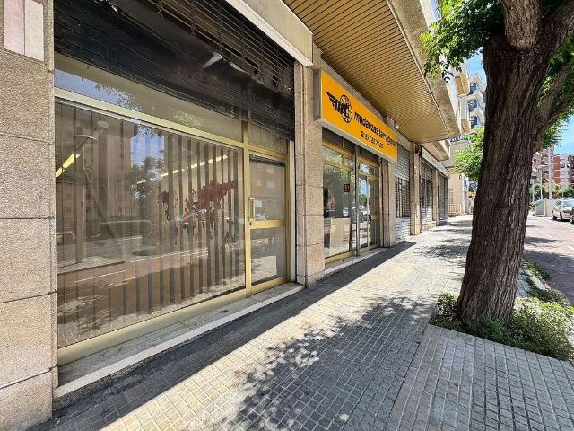 Local comercial en alquiler en avenida Catalunya, Tarragona, de 39 m² por 600