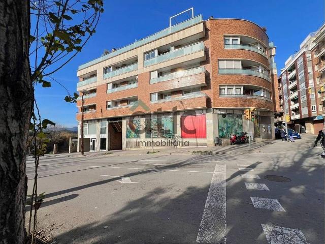 Local comercial en alquiler en avenida De Tudela, Manresa, de 1.307 m² por 3.700