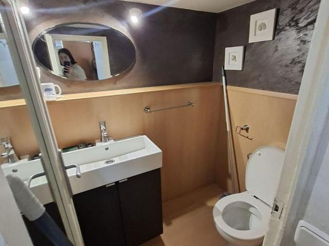 Local comercial en alquiler en avenida De la Mare de Déu de Montserrat, Barcelona, de 50 m² 2 habitaciones por 750