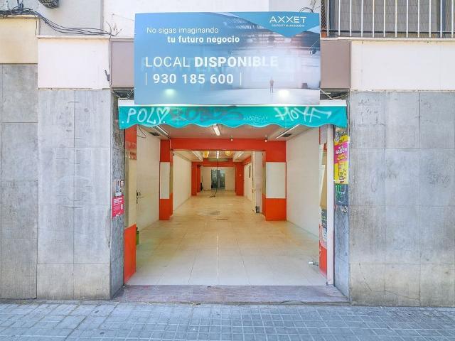 Local comercial en alquiler en avenida De la Mare de Déu de Montserrat, Barcelona, de 150 m² 4 habitaciones por 1.850