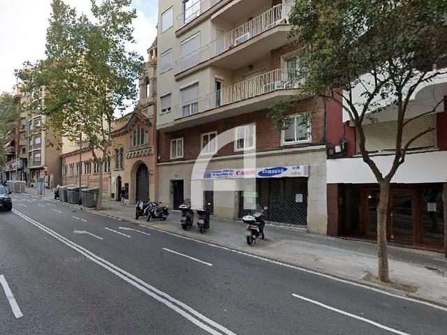 Local comercial en alquiler en avenida De la República Argentina, Barcelona, de 435 m² 4 habitaciones por 2.800