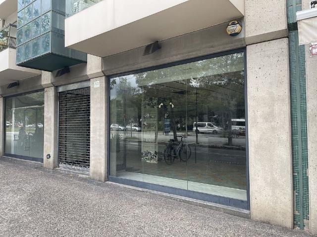 Local comercial en alquiler en avenida De Lluís Pericot, Girona, de 120 m² por 1.300